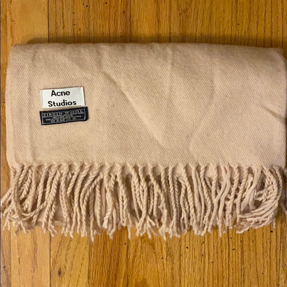 Scarf